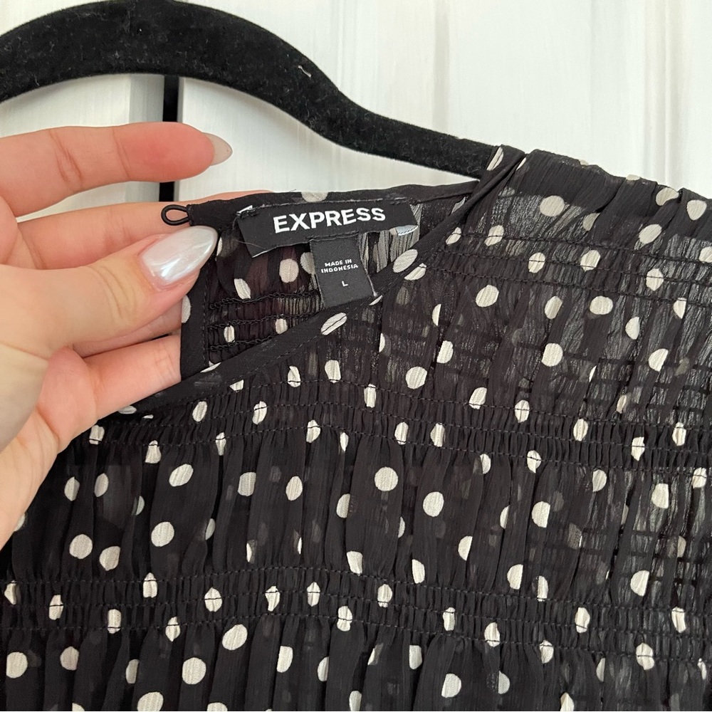 Express Mesh Top - Picture 2 of 4